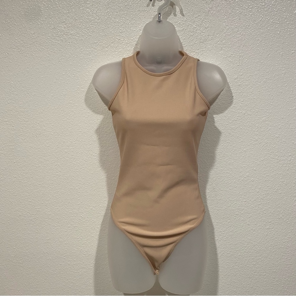 NWT missguided beige ribbed high neck sleeveless tank top bodysuit shirt